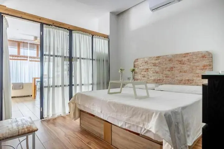 Little Palace, Jacuzzi Privado إشبيلية 0*,  إسبانيا
