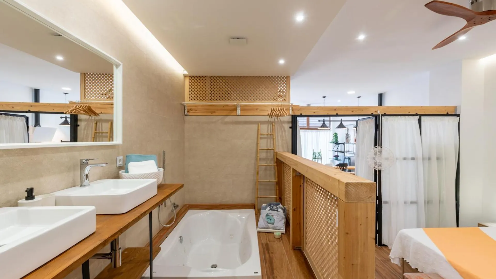公寓 Little Palace, Jacuzzi Privado 塞维利亚 西班牙