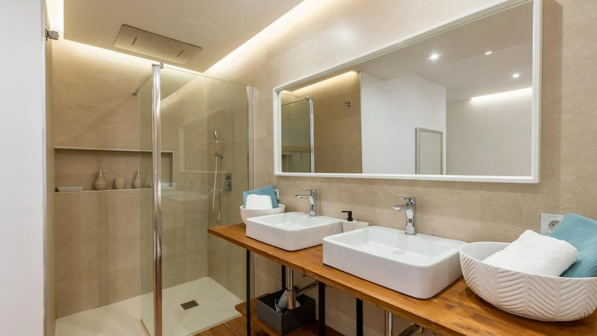 Little Palace, Jacuzzi Privado Seville Spain